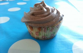 Vanille cupcakes med nutella frosting